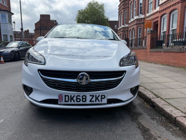 Vauxhall Corsa 1.4 - White - Great Driving Condition. 2 Spare Keys. 