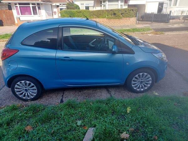 2015 FORD KA 1.2 ZETEC 1 LADY OWNER FROM NEW £35 YEARLY TAX