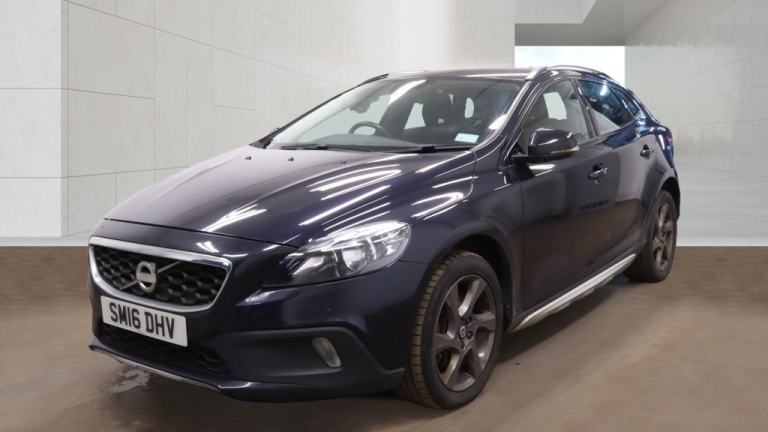 2016 VOLVO V40 CROSS COUNTRY 2.0 SE D2 Blue Manual Diesel
