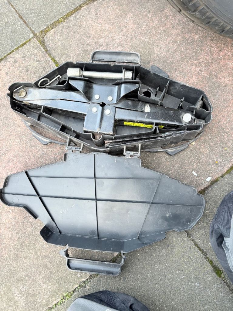 Car jack 