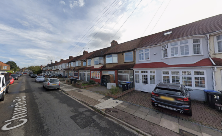 BENEFITS ACCEPTED - Studio Flat Available in Edmonton Enfield EN3