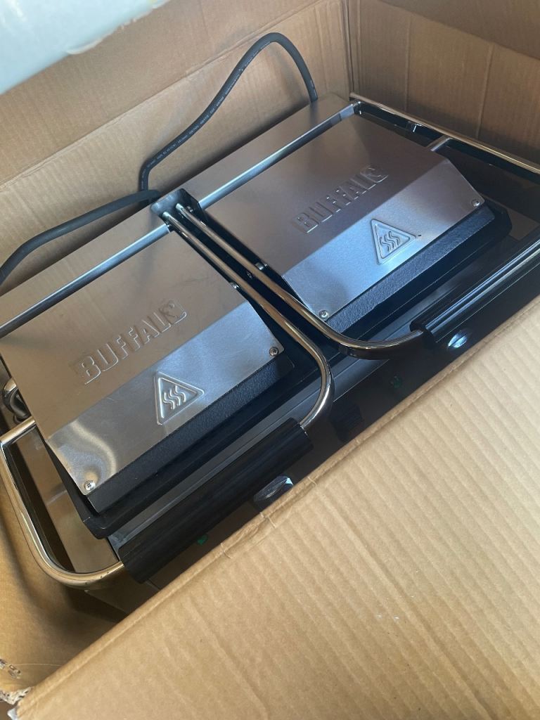 🔥 Buffalo Double Contact Grill – Commercial / Like New