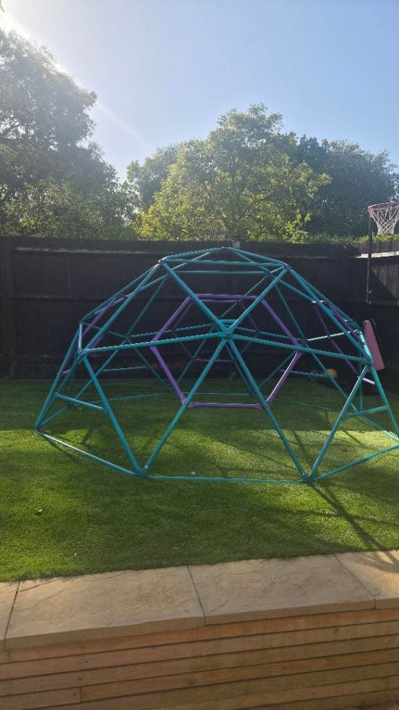 Plum 5ft climbing frame/dome