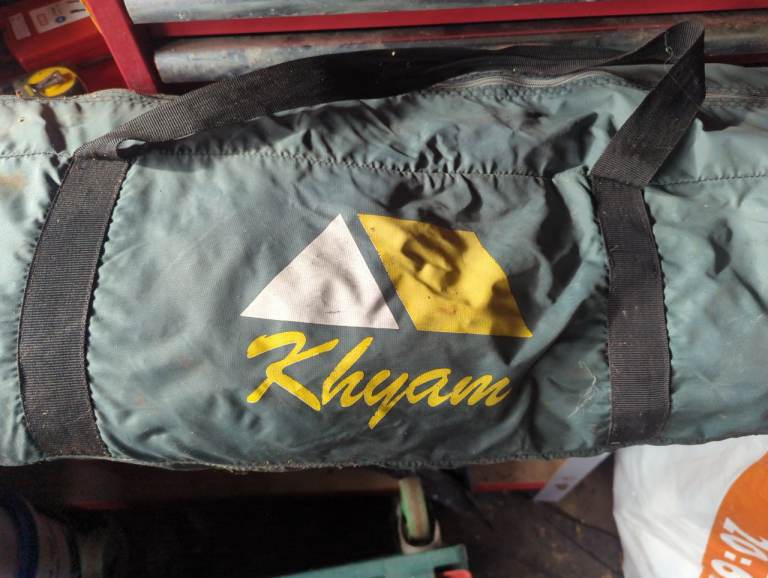 Khyam pop up tent 