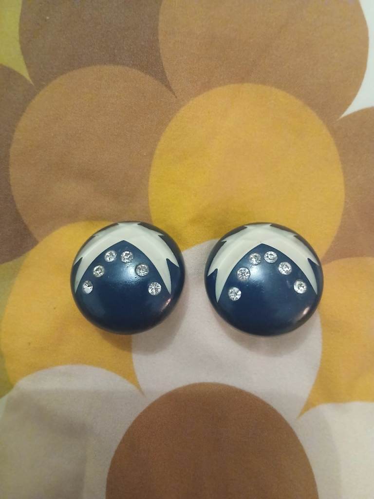 Vintage Blue Clip-On Earrings with Rhinestones – Good Condition
