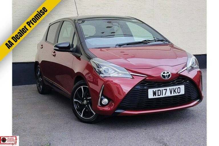 2017 Toyota Yaris VVT-i Blue Bi-Tone Hatchback Petrol Manual