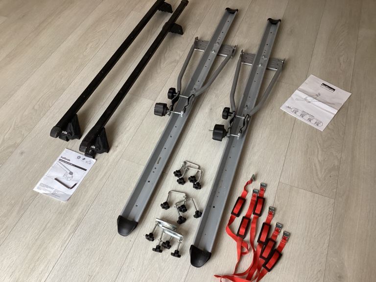 Set of 2 integrated Roof Bars and 2 Roof Cycle Carriers from Halfords - Offers accepted 