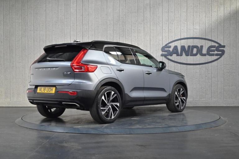 2018 Volvo XC40 2.0 D4 R-Design Pro Auto AWD Euro 6 (s/s) 5dr ESTATE Diesel Automatic