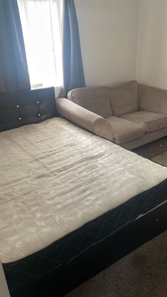 Room to rent in Cardiff bay 