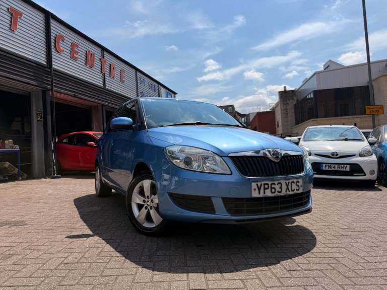 2013 Skoda Fabia 1.2 12V SE 5dr HATCHBACK PETROL Manual