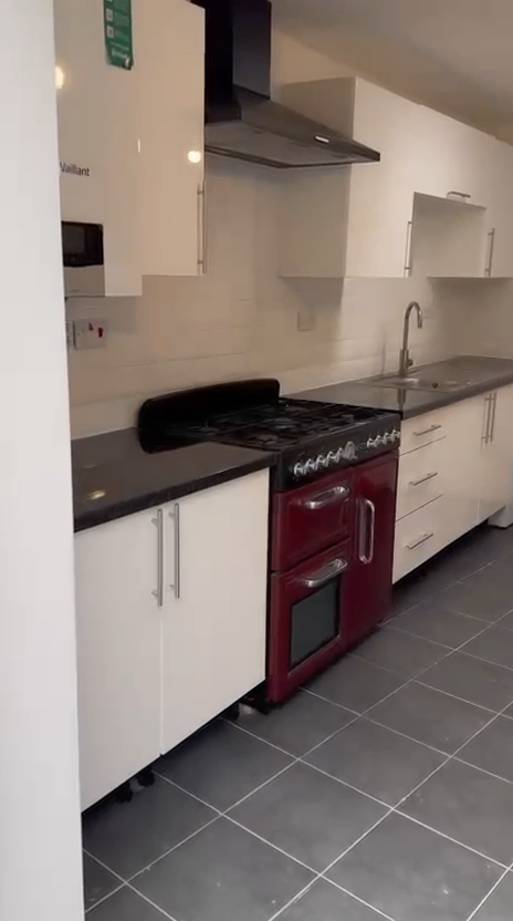 Spacious & Cosy Ensuite Room for Rent in - BS16 2JD