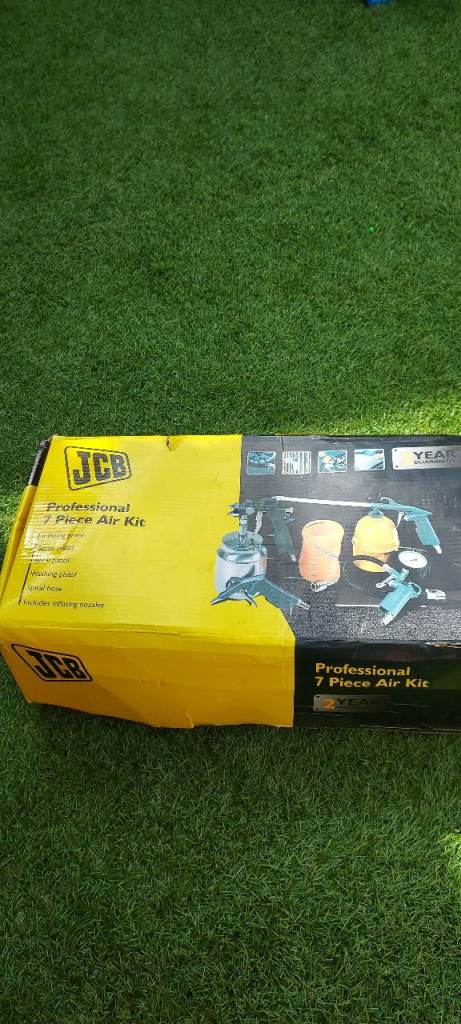 Jcb professional 7 piece air kit 