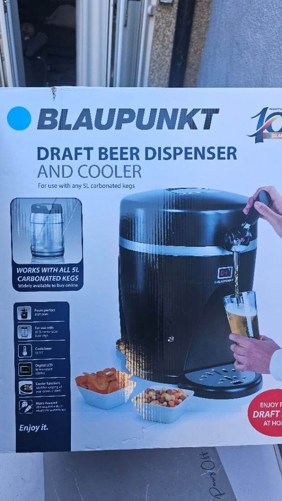 BLAUPUNKT Draft Beer Dispenser and Cooler – Brand New