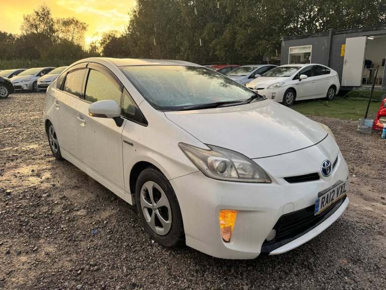 2012 Toyota Prius Toyota Prius Hybrid Petrol Pearl White 2012 5 Seater  1.8L