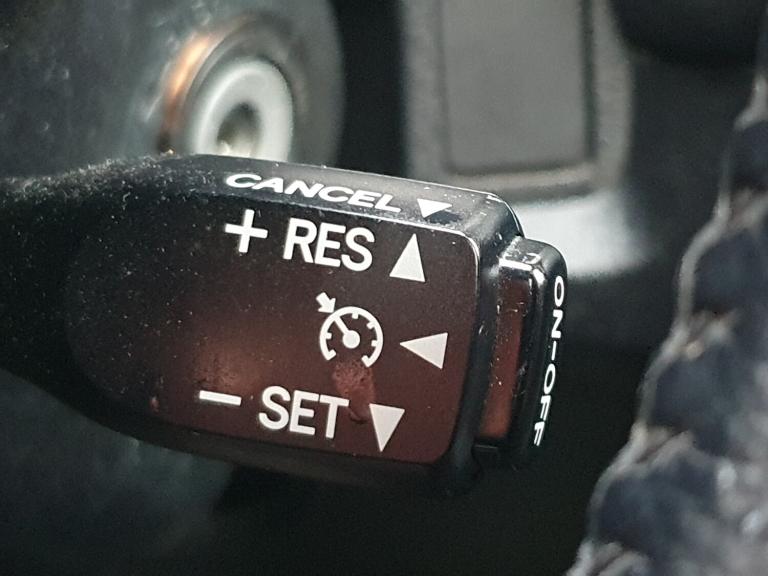 2013 Toyota RAV4 2.2 D-4D Icon SUV 5dr Diesel Manual 4WD Euro 5 (150 ps)