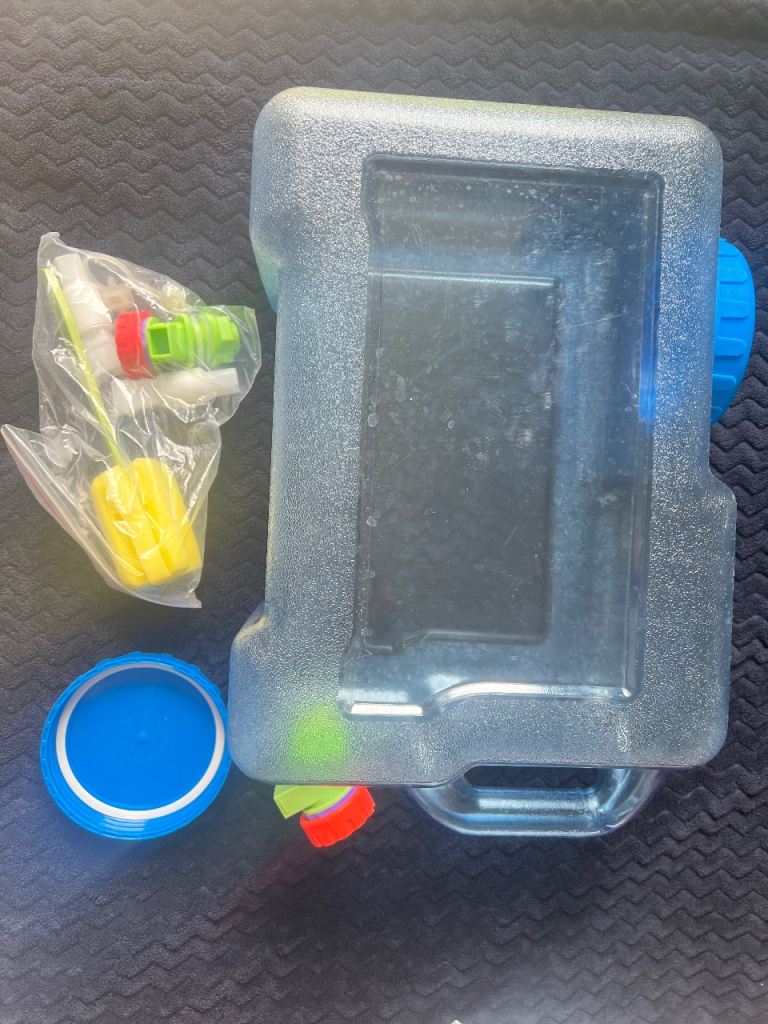 Portable Water Container