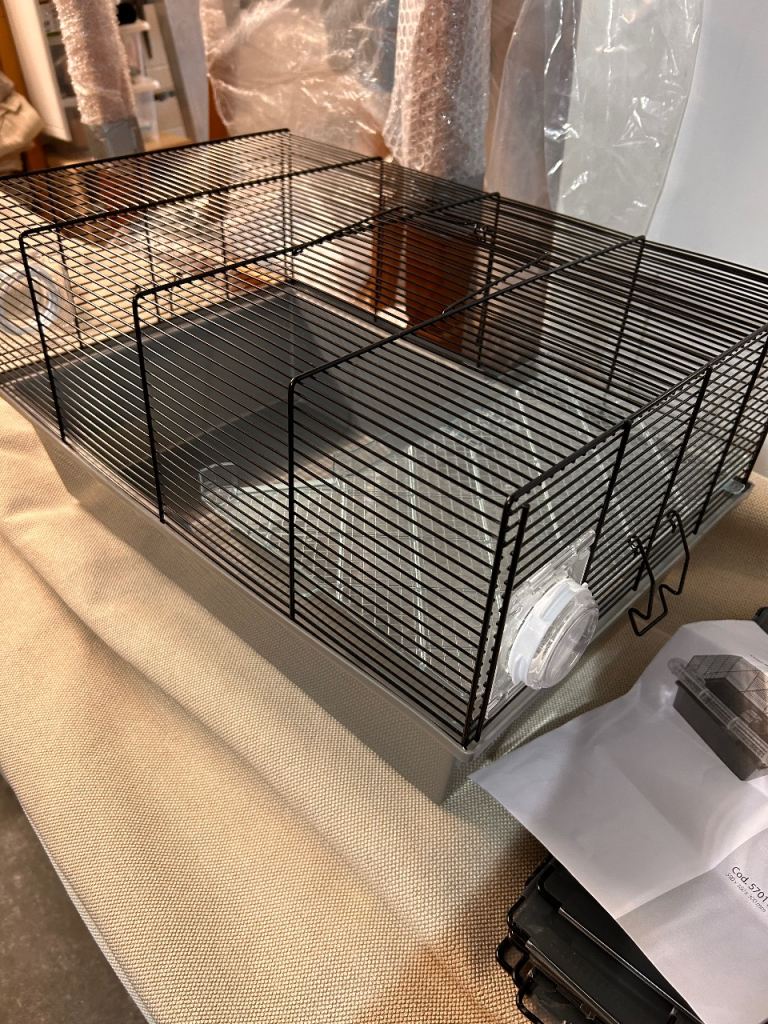 Large hamster cage and pen 