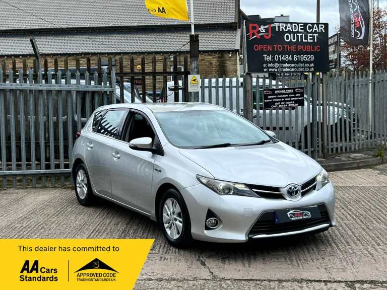 2015 Toyota Auris 1.8 VVTi Hybrid Icon 5dr CVT Auto HATCHBACK PETROL/ELECTRIC Automatic