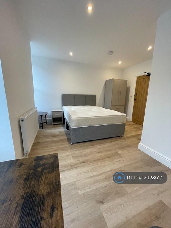 1 bedroom in Yorkshire St, Burnley, BB11 (#2923617)