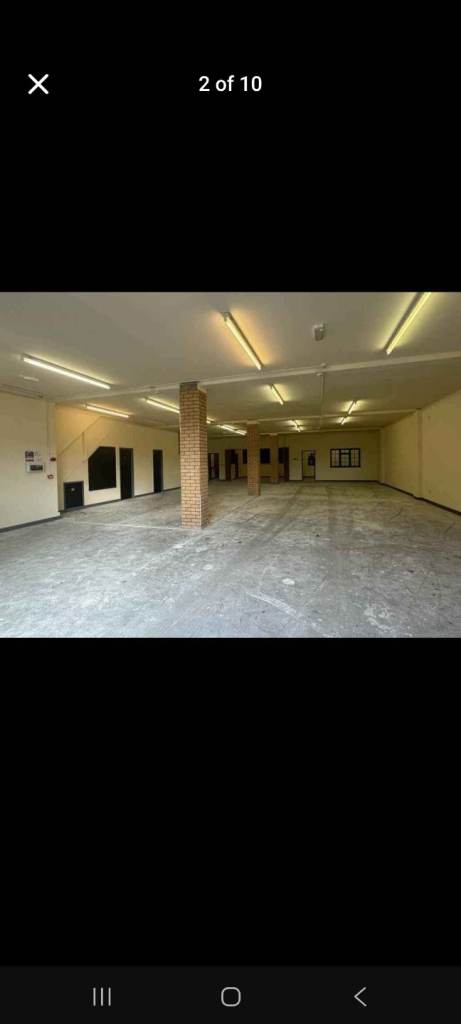 2800 square foot industrial unit 