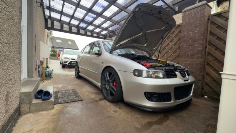 Seat Leon Cupra R 225 Bam  1M stage 2. Show car AirRide 