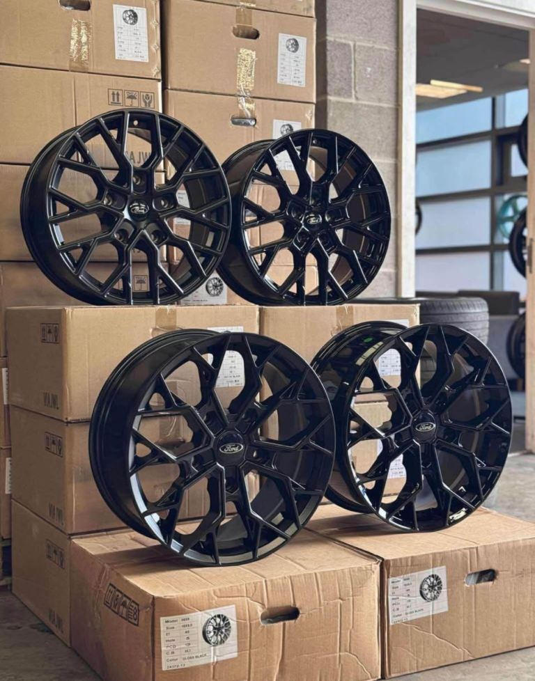⬇️BRAND NEW FORD TRANSIT CUSTOM ALLOY WHEEL + TYRES PACKAGES IN STOCK ⬇️