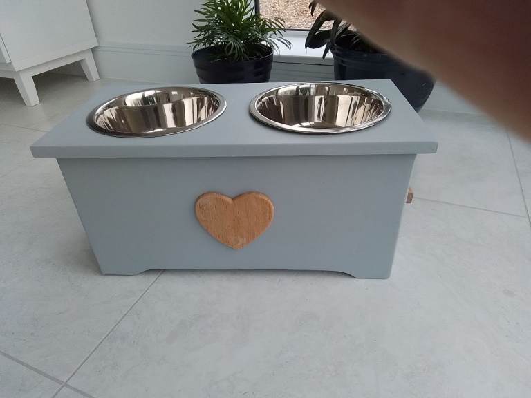 New Pet Feeder with storage