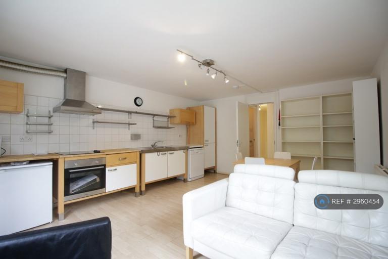 2 bedroom flat in Forge Place, London, NW1 (2 bed) (#2960454)