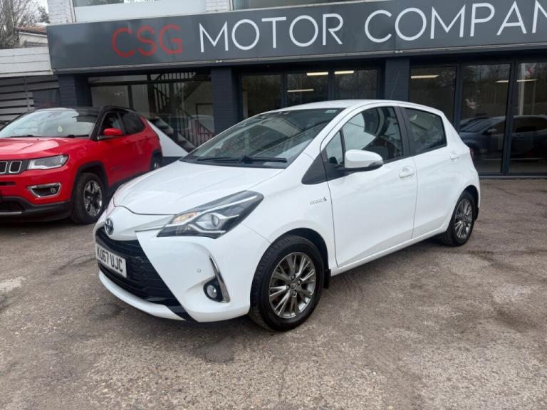  Toyota Yaris 1.5 Hybrid Icon Tech 5dr CVT -NAV - PARKING SENSORS - REAR CAMERA