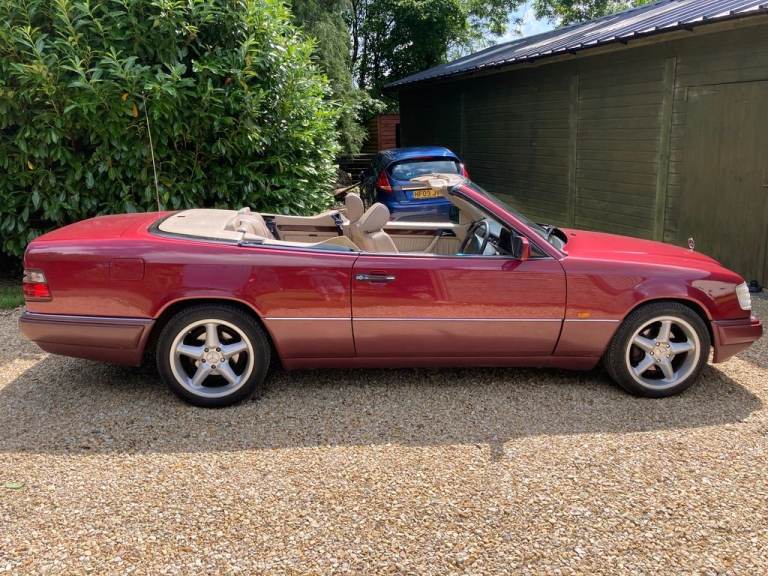 Mercedes-Benz, E CLASS, Convertible, 1993, Automatic, 2199 (cc), 2 doors