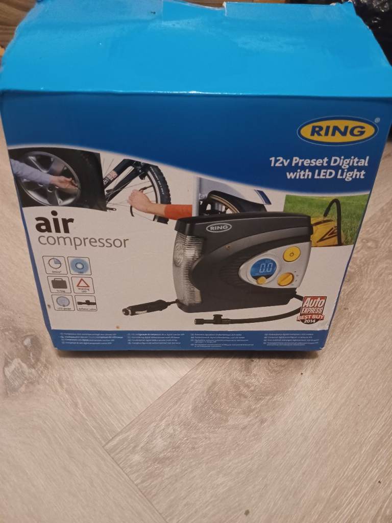 RING TYREINFLATE 610 Analogue Tyre Inflator with Adaptor Kit