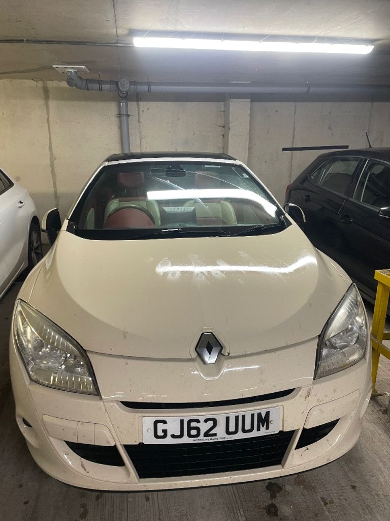 Renault, MEGANE, Convertible, 2012, Manual, 1397 (cc), 2 doors