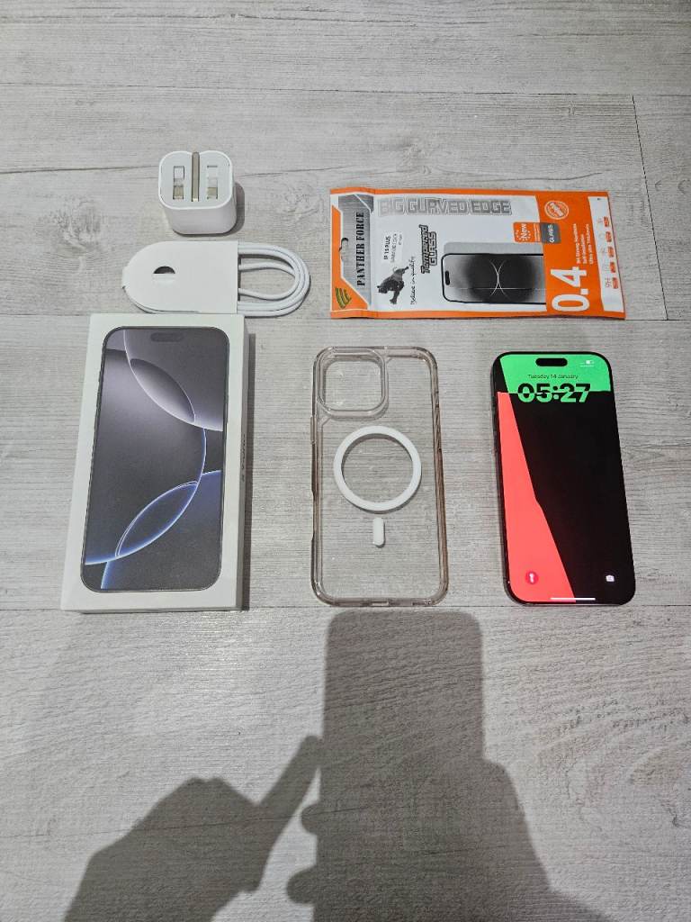 Iphone 16 Pro Max 5G Bundle EE 256GB 97% Batt Black Warranty I Phone