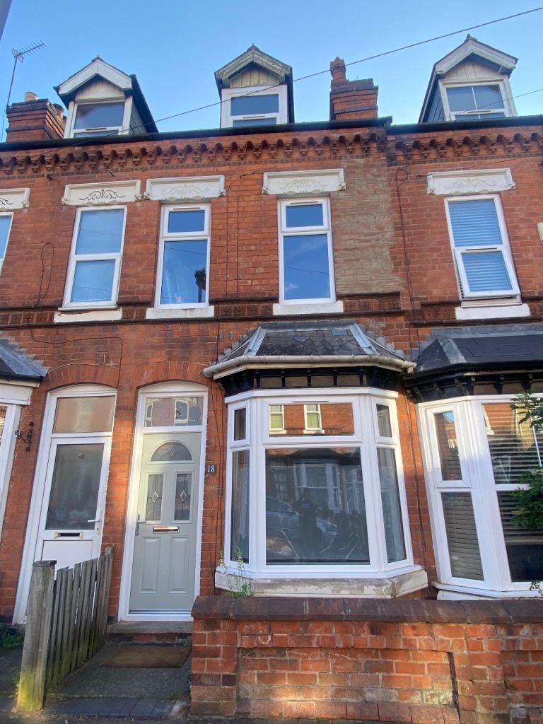 3 bedroom house Available 