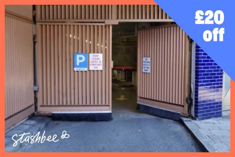 Garage to rent in London (SE1) | Stashbee