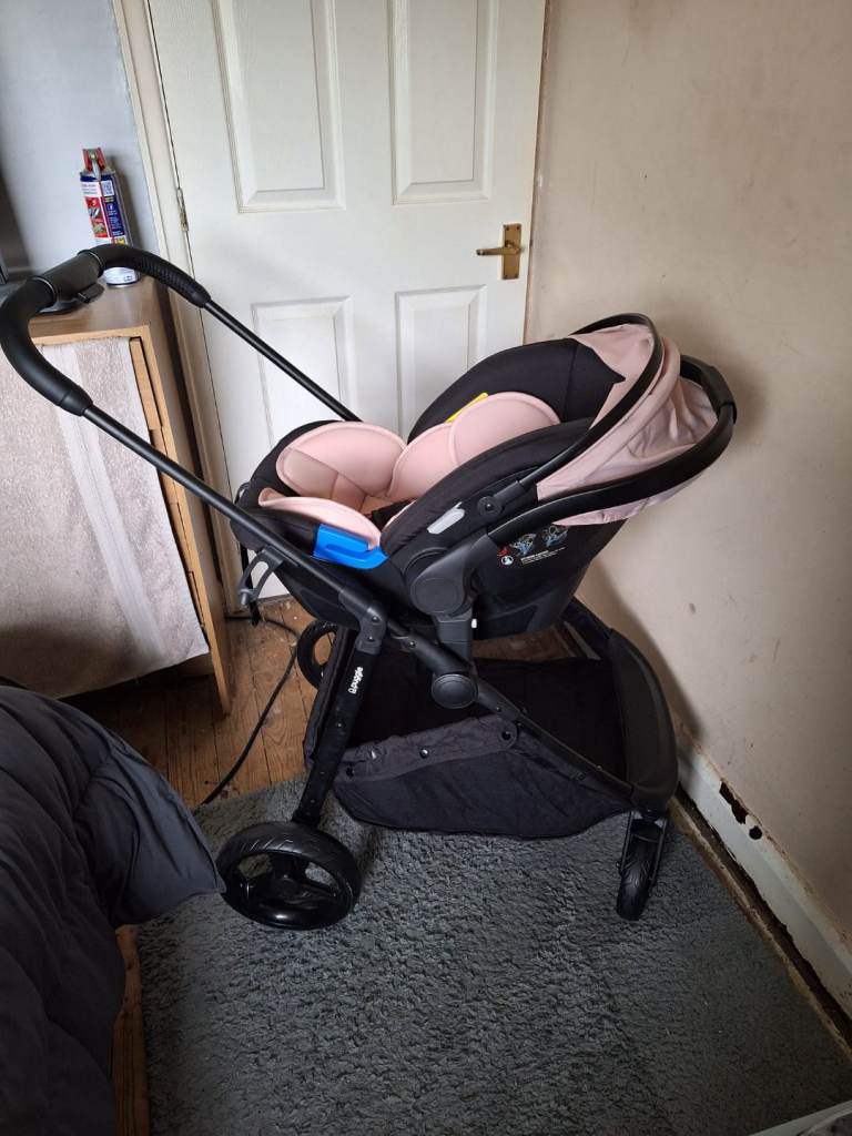 image for Puggle monaco xt pram 