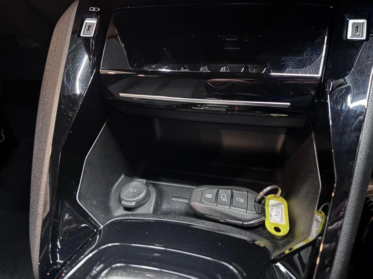  Peugeot 2008 1.2 PureTech Allure EAT Euro 6 (s/s) 5dr Petrol Automatic