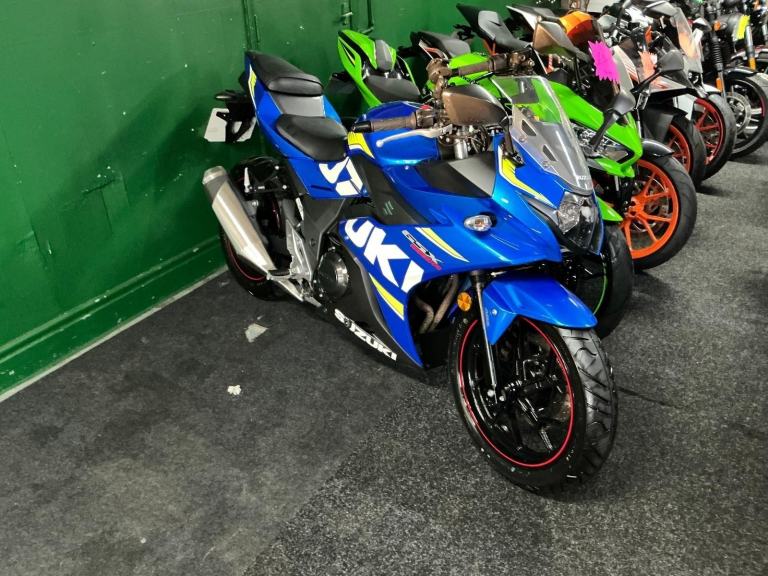Suzuki GSX250r free delivery 