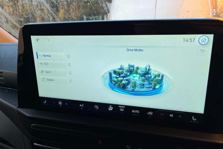 2025 Ford Transit Custom 280 Limited L2 LWB FWD 2.0 EcoBlue 136ps Low Roof Manual PANEL VAN Diese...