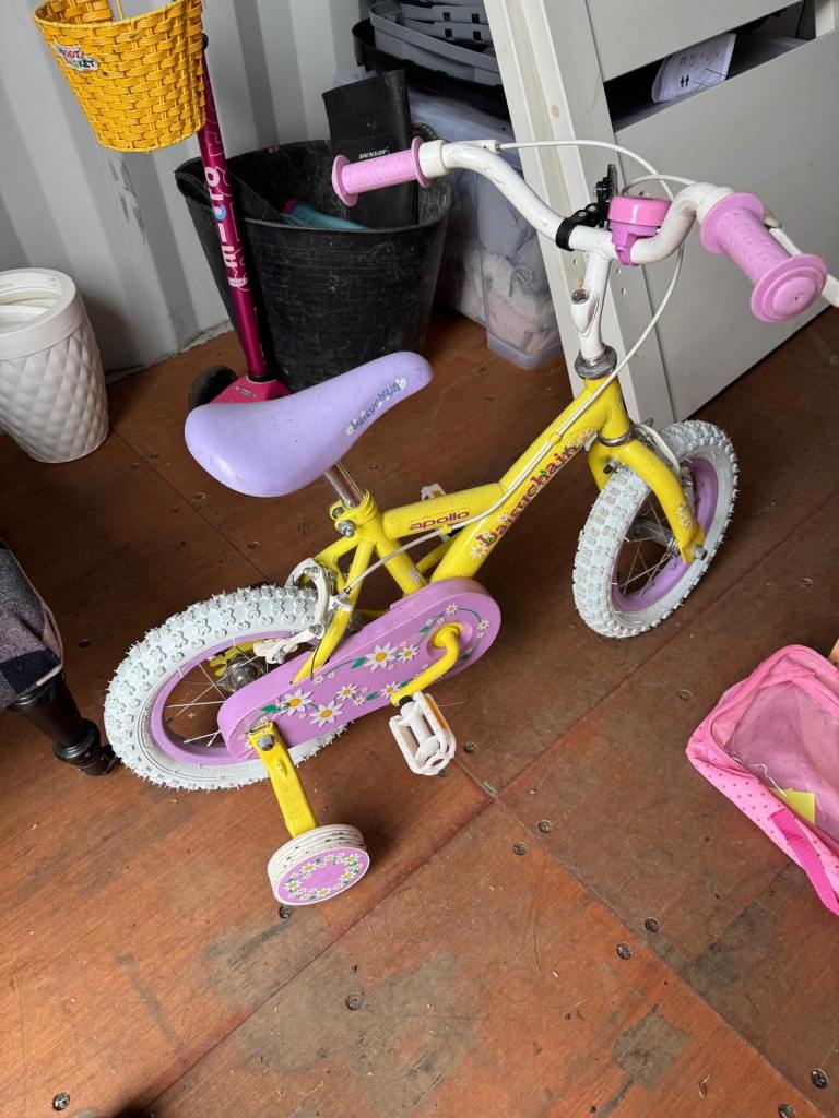 Kids Yellow Bike with Stabilisers – Good Used Condition