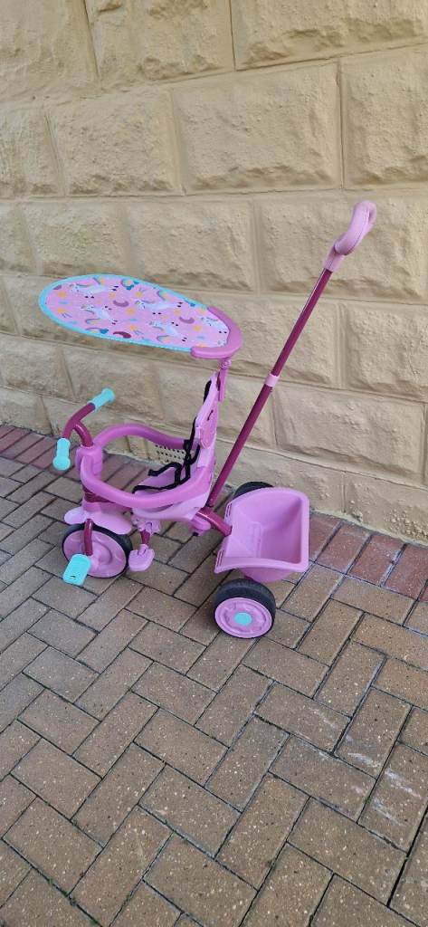 TP TOYS TRIKE UNICORN DREAM WITH PARENTAL HANDLE AND SUNSHADE. VERY GOOD CONDITION.