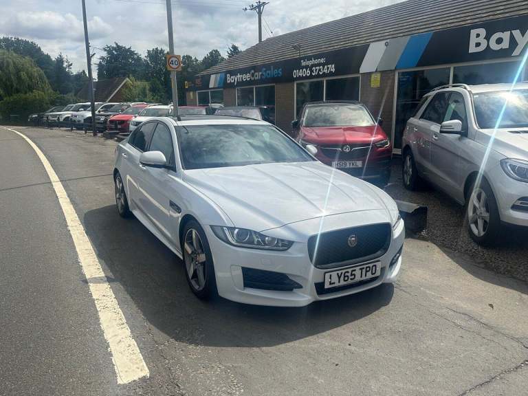 JAGUAR XE 2.0 GTDi R-Sport White Auto Petrol 2015