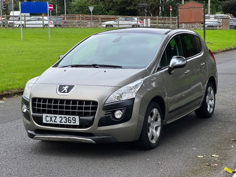 Automatic Peugeot, 3008, Hatchback, 1560 (cc), 5 doors