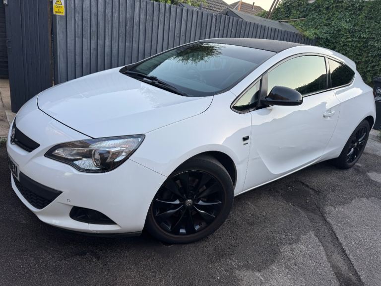 Vauxhall, ASTRA GTC, Hatchback, 2013, Manual, 1956 (cc), 3 doors