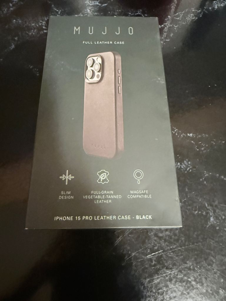 MUJJO iPhone 14/15 Full Leather Case 