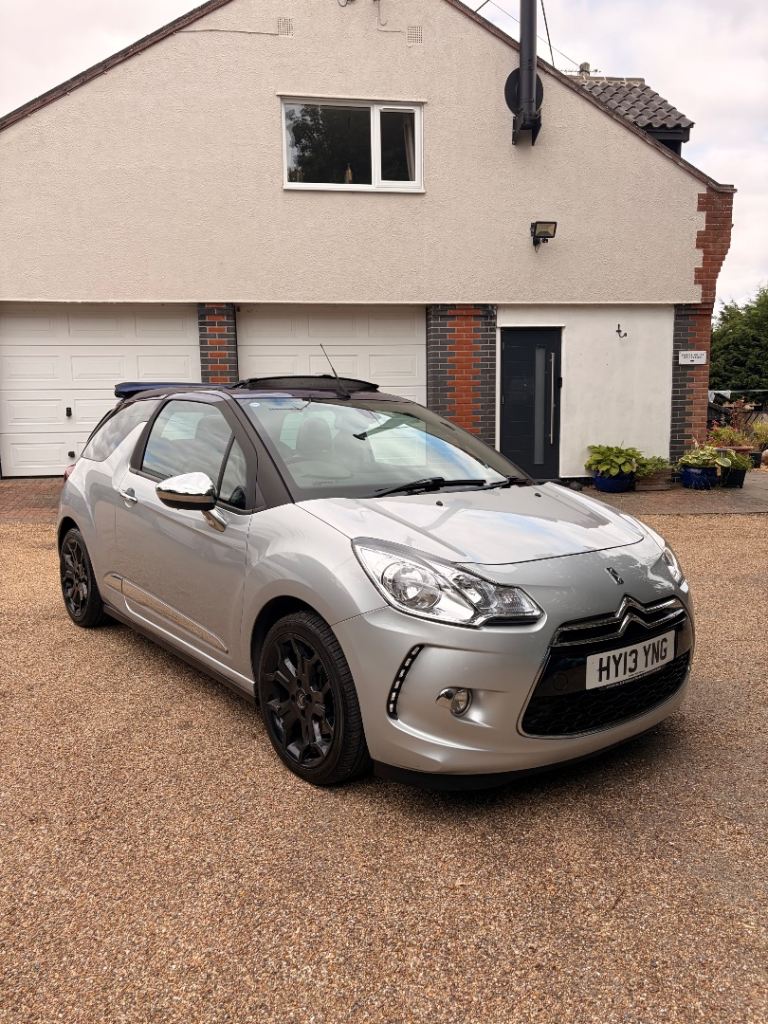 Citroen, DS3, Convertible, 2013, Manual, 1598 (cc), 3 doors