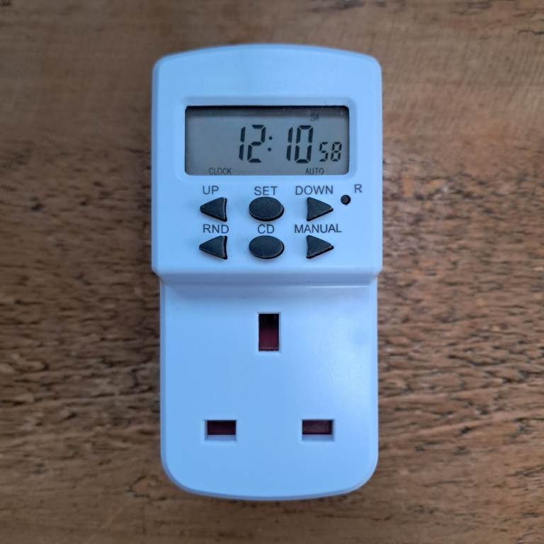 7-Day Electronic Digital Timer Switch UK Plug-In, Programmable