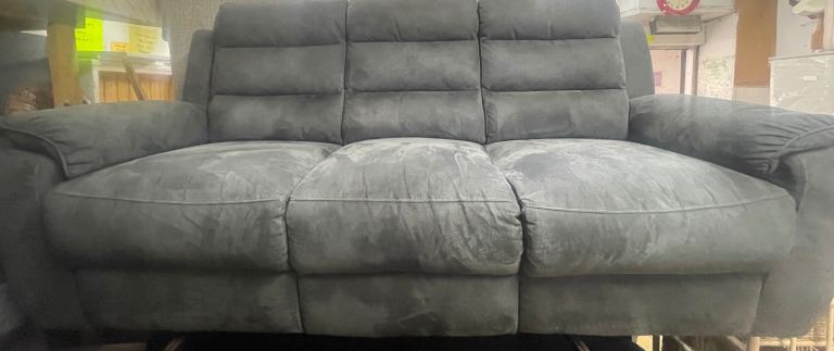 Reclining sofa