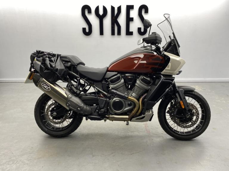 2024 Harley-Davidson RA1250S Pan America Special in Red Rock, ARH
