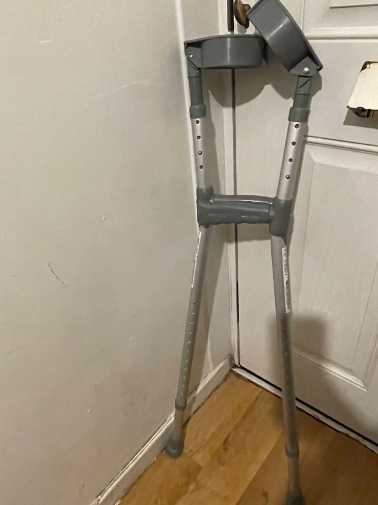 Adjustable Walking Crutches – Good Condition